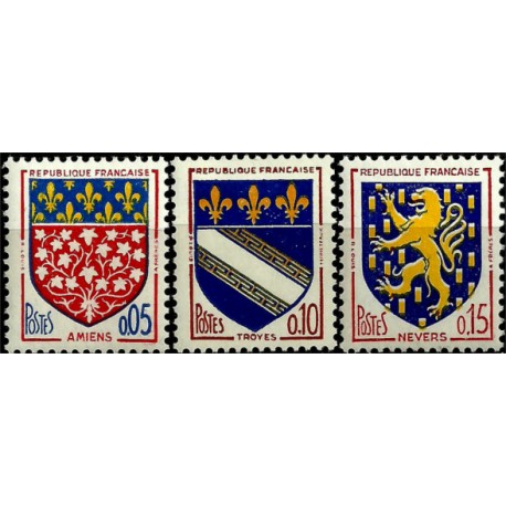 (1040 a 1042) Francia. 1962-63. Serie Completa. Escudos de Armas (Nuevo, con marcas de fijasellos)