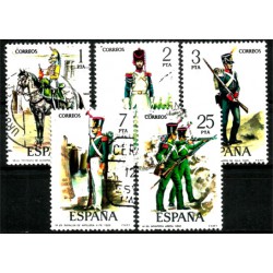 (2350 a 2354) 1976. Serie Completa. Uniformes Militares (Usado)