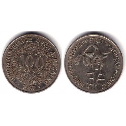 (4) Estados África Oeste. 1967. 100 Francs (MBC)