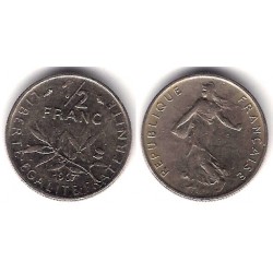 (931.1) Francia. 1967. ½ Franc (MBC)