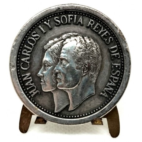 Medalla. Juan Carlos I y Sofia. Reyes de España (MBC) 40mm