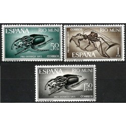 Río Muni. 1965. Serie Completa (Nuevo, con señal de fijasellos) Pro Infancia