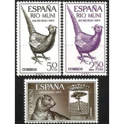 Río Muni. 1965. Serie Completa (Nuevo, con señal de fijasellos) Día del Sello
