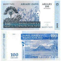 (86b) Madagascar. 2004. 100 Ariary (SC)