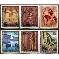 República de Guinea. Sin Fecha. Serie Completa (Nuevo, con señal de fijasellos) Monumentos de Nubia