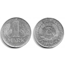 (35.2) Alemania Democrática. 1977(A). 1 Mark (MBC)