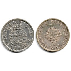 (80) Mozambique. 1955. 20 Escudos (MBC) (Plata)